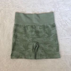 Camo Seamless Scrunch Biker/Workout Shorts